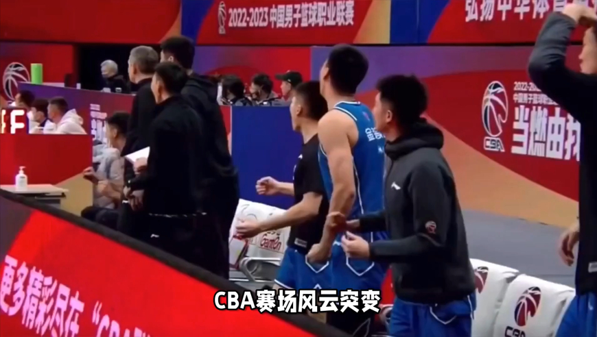 哪吒导演手绘破亿海报全览,香港二四六308kcm文字资料1==0=三年每期开,动态词语解释落实_静态版V6.40