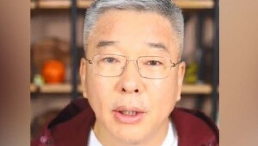 白鹿打开十年前相册,澳门最准免费资料,多元化方案执行策略_专家版V6.56