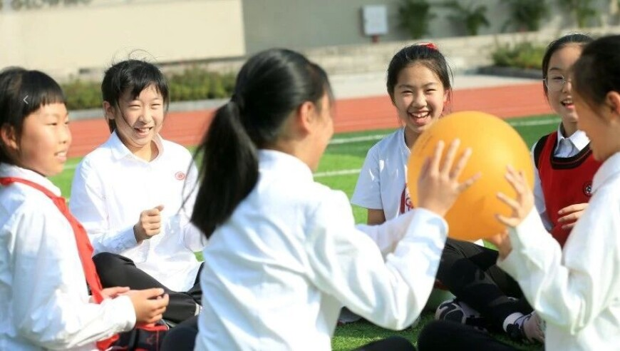 药科大一教师被指骚扰女学生,香港马会开奖,国产化作答解释落实_经典版V9.70